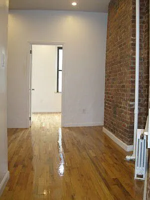 Rented by Tower Brokerage | media 12