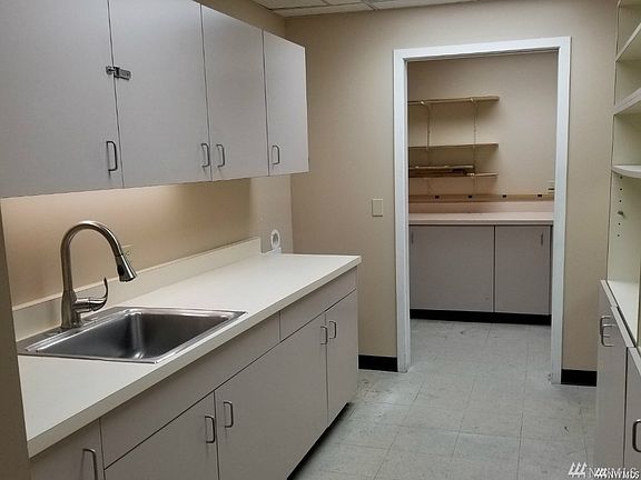 5th image of 11545 15th Ave NE