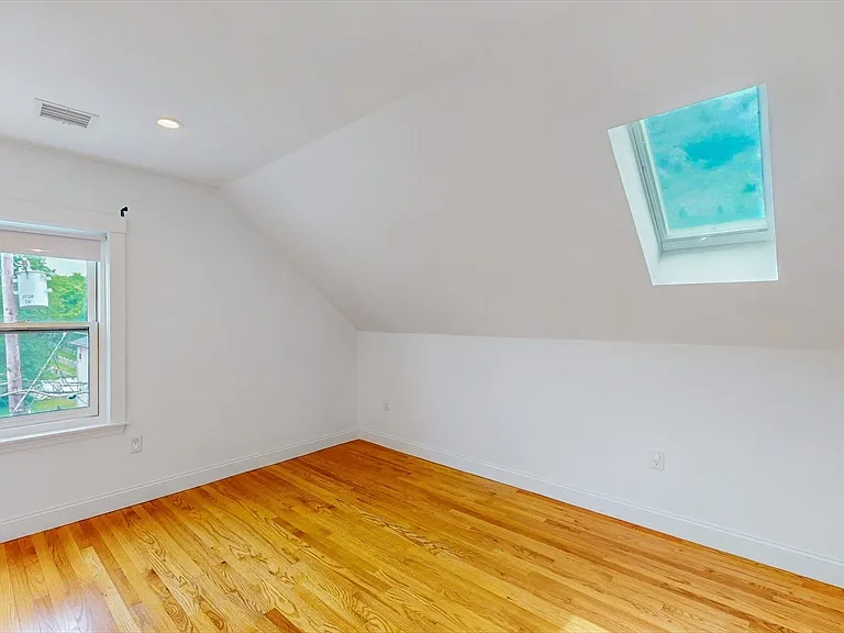 20 Harrington St #2 — Photo 25