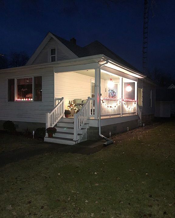 1st image of 109 W Jones St