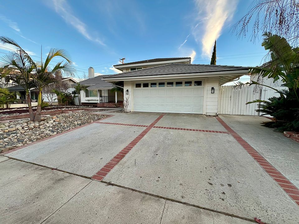 1st image of 1574 E Tamarix St