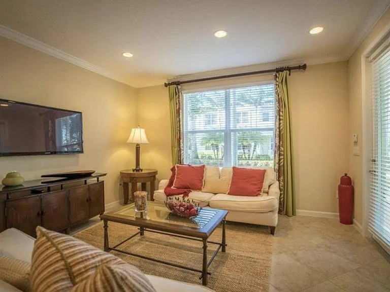 1485 NW 48th Dr — Photo 12