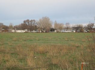 1108 N Sewell Ave, Miles City, MT 59301