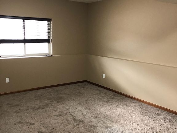 5th image of 7809 Yankee Woods Dr