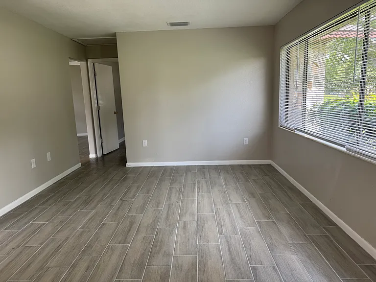 277 Leelon Rd — Photo 9