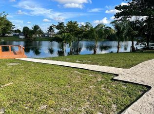 4221 SW 32nd St, Hollywood, FL 33023