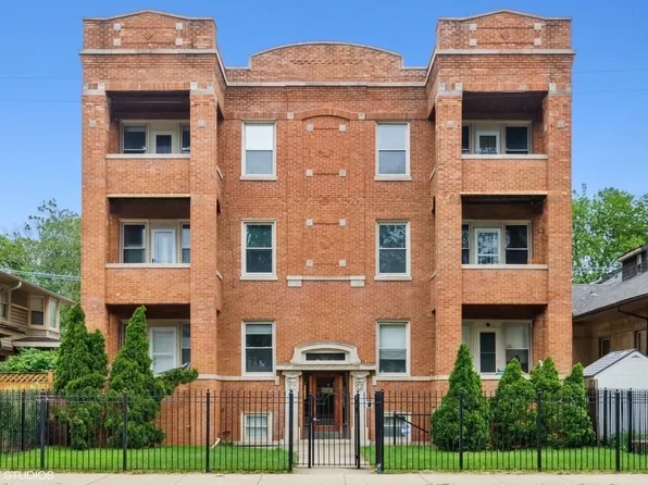 3737 N Pulaski Rd APT 2S, Chicago, IL 60641