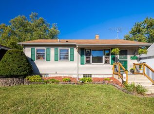 222 N Dwiggins St, Griffith, IN 46319