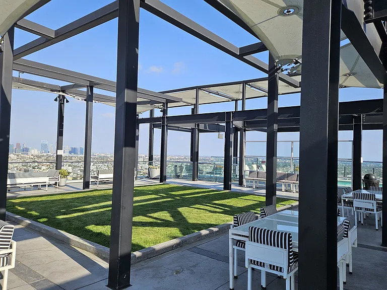 3810 Wilshire Blvd #411 — Photo 8
