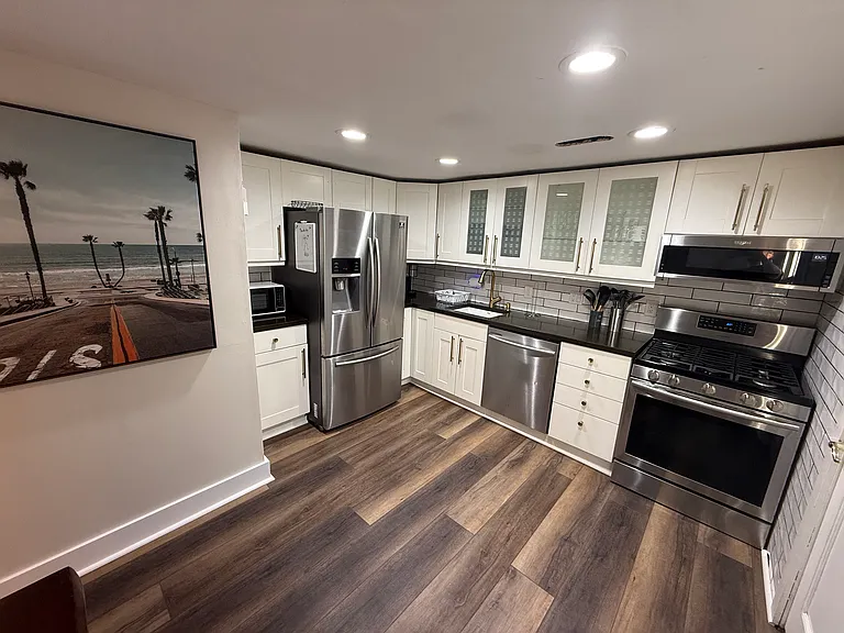 331 Lauderdale Trl — Photo 16