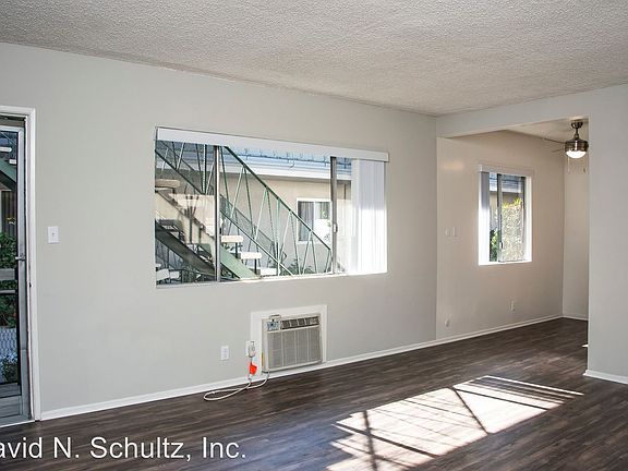 5th image of 315 N Kenwood St APT 2