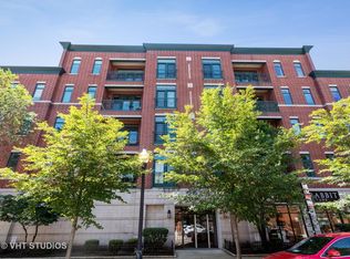 1111 W Madison St APT 3B, Chicago, IL 60607