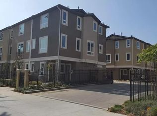 14699 Sherman Way, Van Nuys, CA 91405
