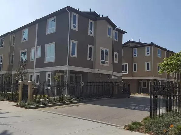 14699 Sherman Way, Van Nuys, CA 91405