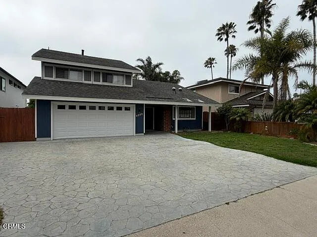 1094 Peninsula St — Photo 2