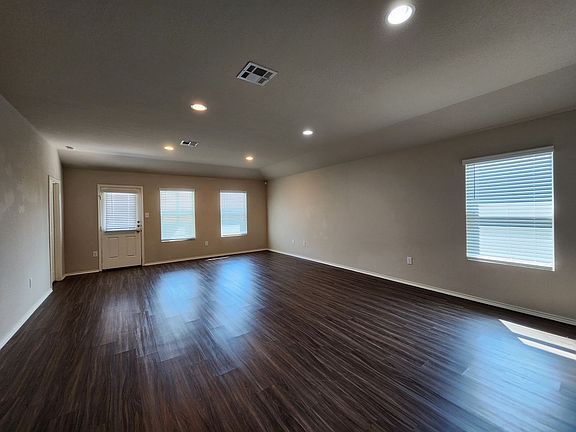 5th image of 382 N Kowald Ln