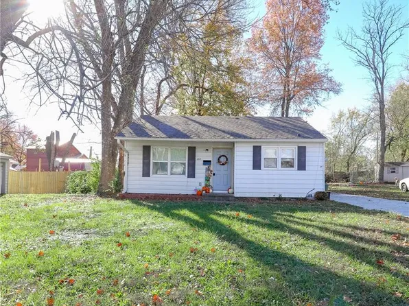 304 W Grandriver St, Clinton, MO 64735