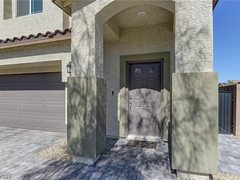 4474 Red Poppy St — Photo 3