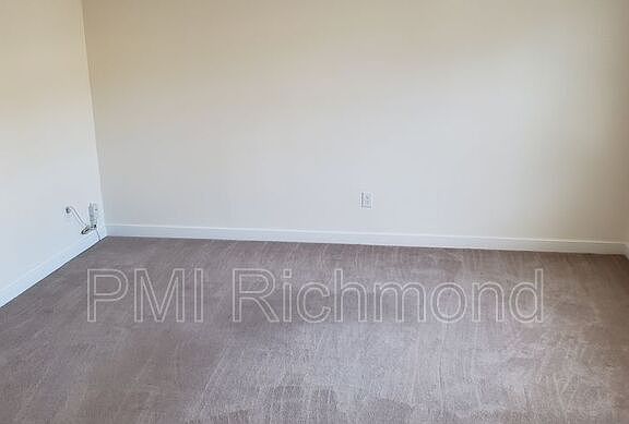 3rd image of 2219 Foxborough Dr