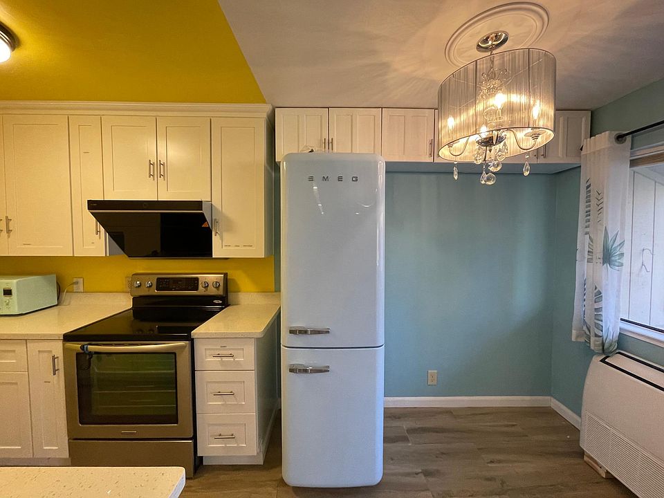 1st image of 958 Kiely Blvd Unit D