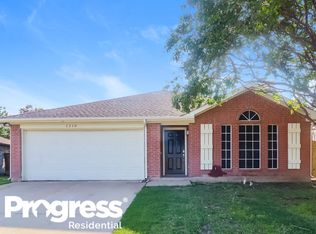 1310 Misty Dr, Midlothian, TX 76065