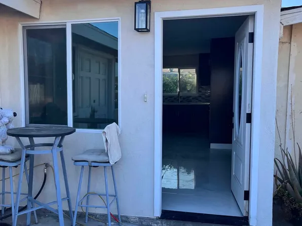 843 W Irving Pl #B, Anaheim, CA 92805