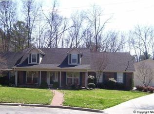 3214 Leafwood Pl SW, Decatur, AL 35603