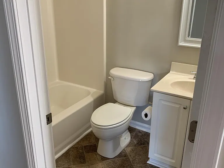 117 Ashby Cross Ct — Photo 23