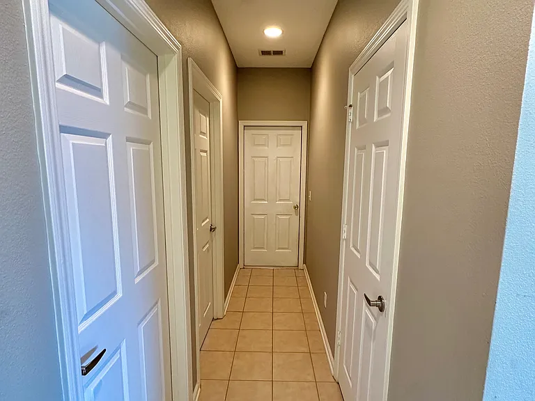1 Pomegranate Ln — Photo 33