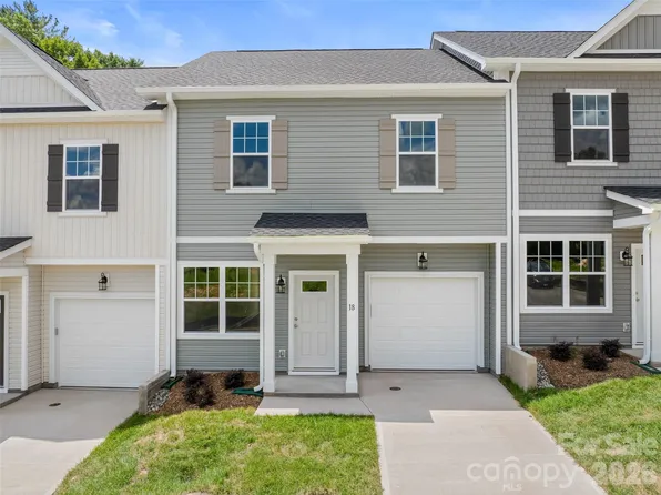 18 Bessie Luther Blvd Unit 40, Candler, NC 28715