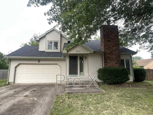 2511 Village Ct, Joplin, MO 64804
