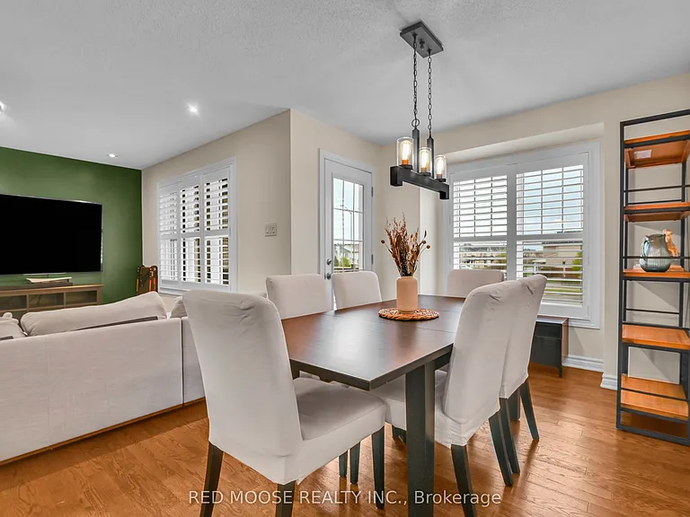 373 Sweetfern Cres — Photo 22