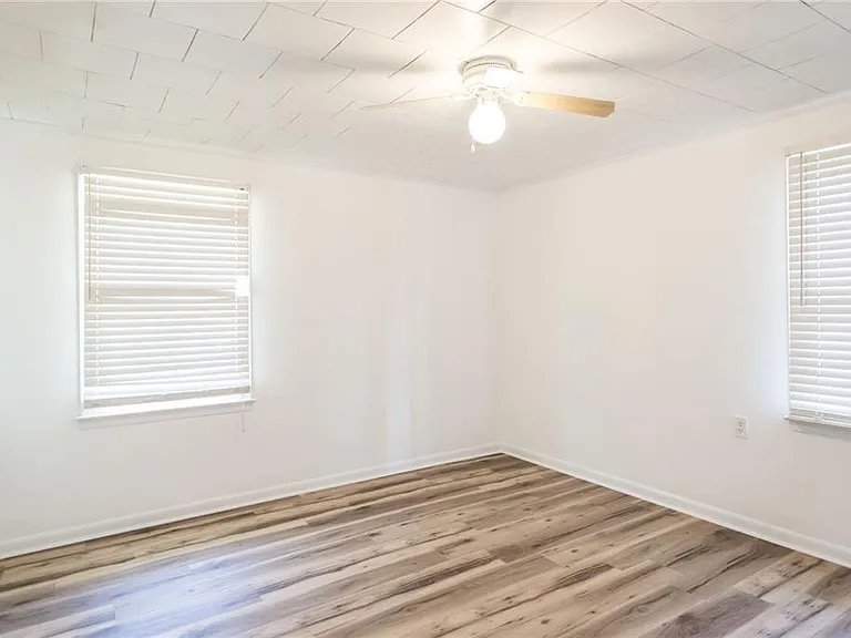 1329 Gorman Rd — Photo 17