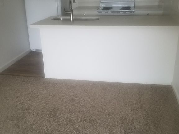 4th image of 2358 Corby Ave #D