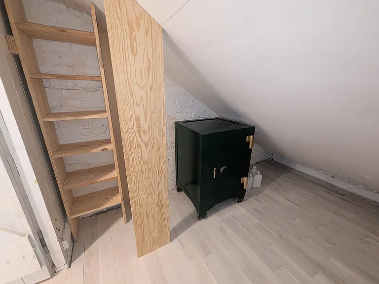 5339 Saint Charles Ave #B — Photo 27