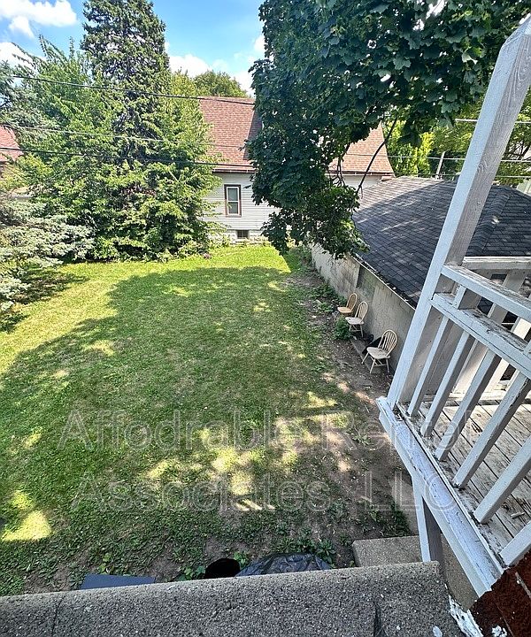 1st image of 3272 N Sherman Blvd #2