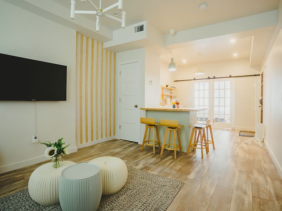 1st image of 37 W 126th St #3