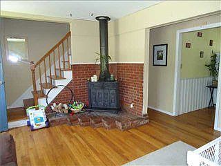 3rd image of 76 Douglas Ct