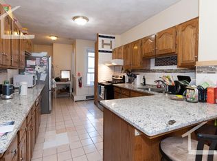 1915 Beacon St #2, Brookline, MA 02445