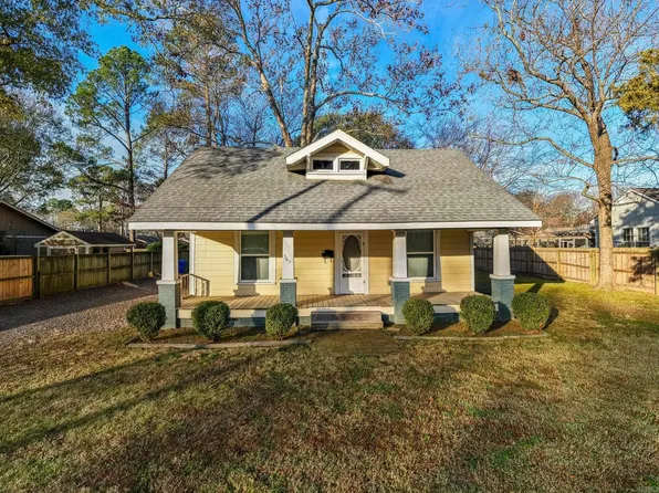 365 Davis St, Conway, AR 72034