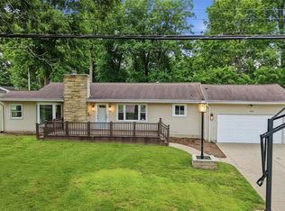 1882 Red Oak Dr, Mansfield, OH 44904