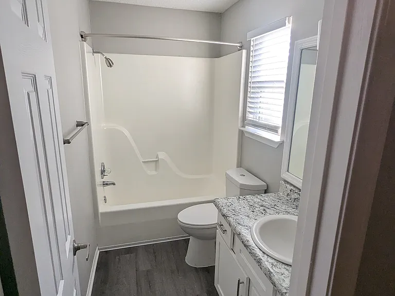 1978 E Wilkins Pl — Photo 15