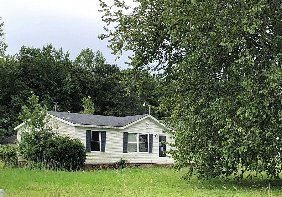 2nd image of 1501 Cobblestone Dr