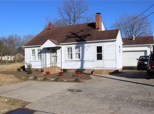 4324 Old Belews Creek Rd, Winston Salem, NC 27101