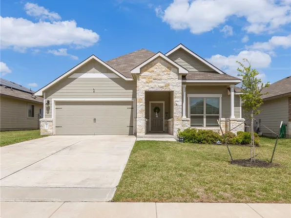 2016 Chief St, Bryan, TX 77807