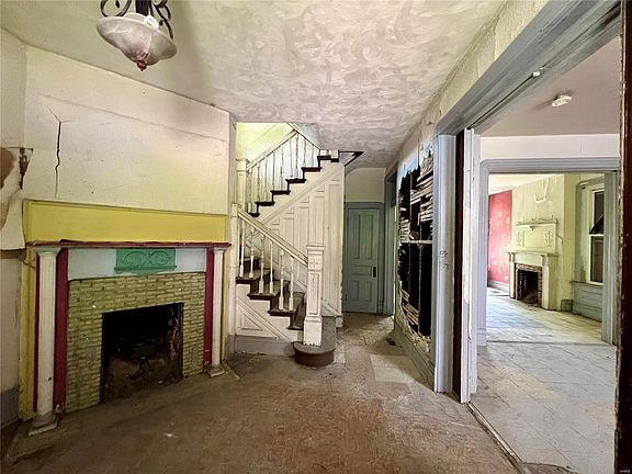4th image of 4649 Cote Brilliante Ave