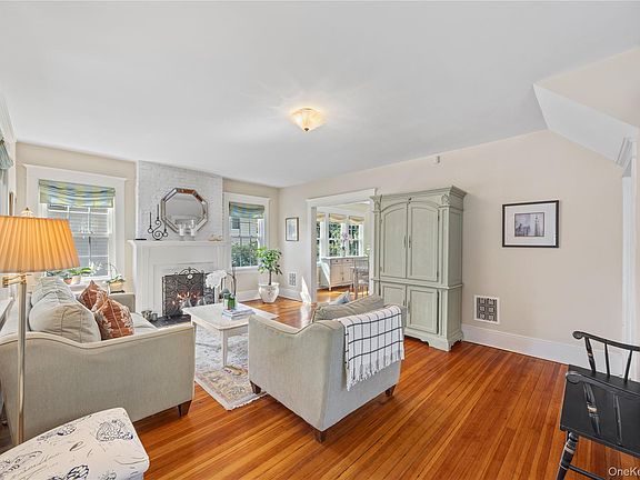 5th image of 33 Cassilis Avenue