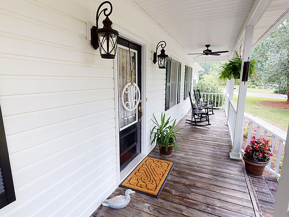 5th image of 310 Danby Woods Ct