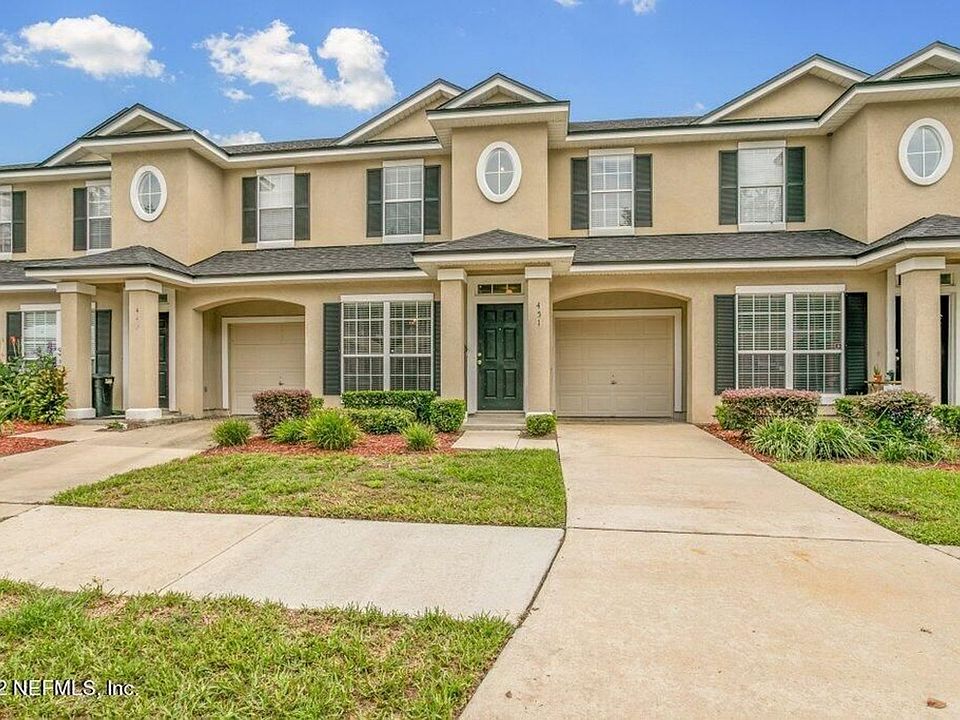 1st image of 451 Sherwood Oaks Dr
