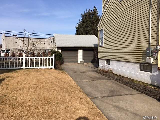 2nd image of 11 Fuller Ave